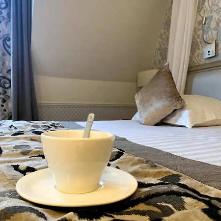 Hotel Monceau Wagram Paris Room photo