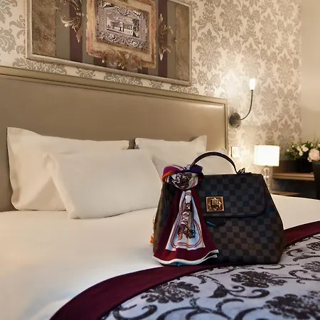 Hotel Monceau Wagram Paris Room photo